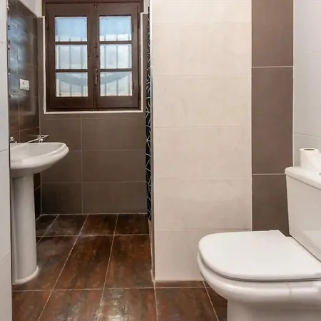 Masía Garriga, Casa Principal * Gerona